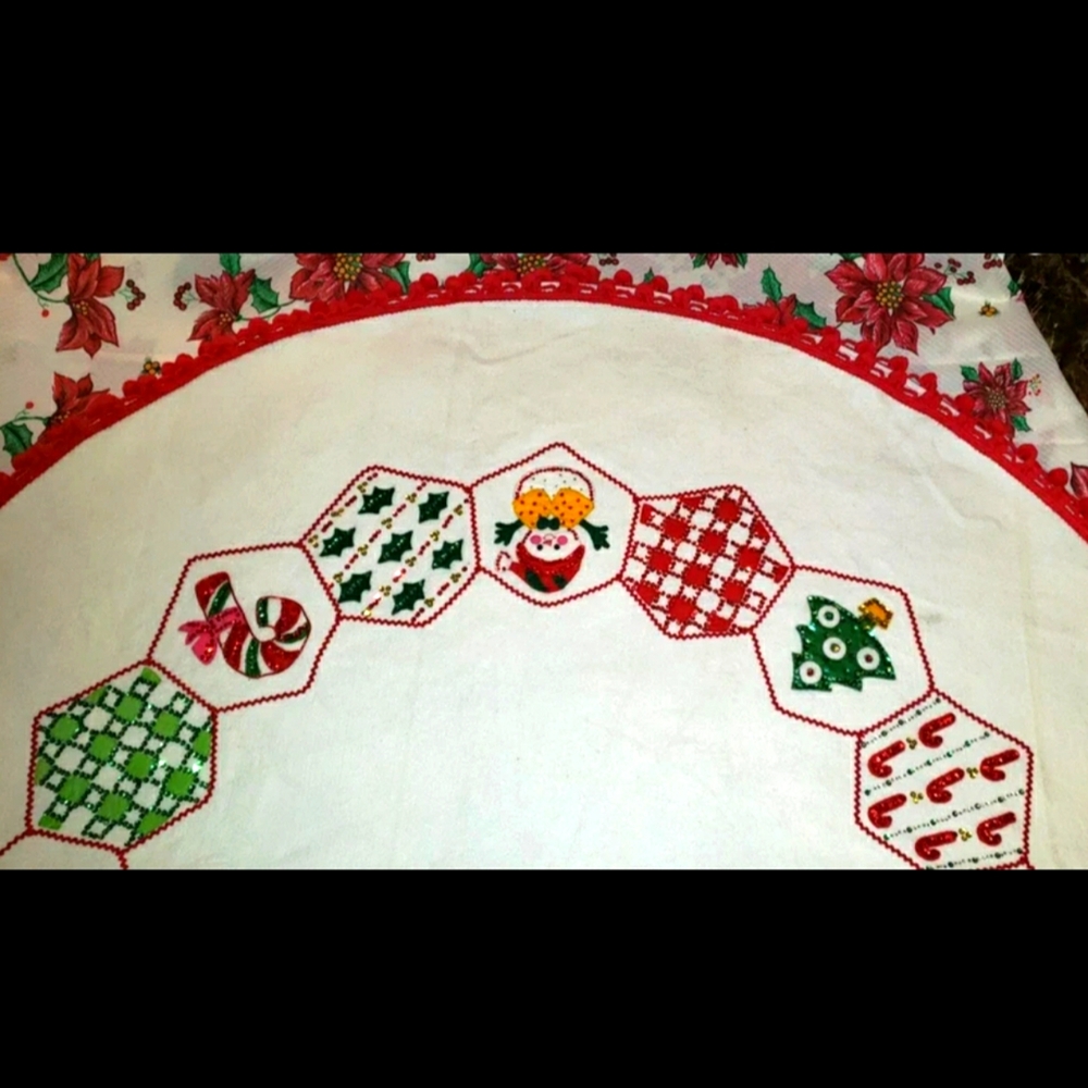 Mid-Century Bucilla Christmas Tree Skirt